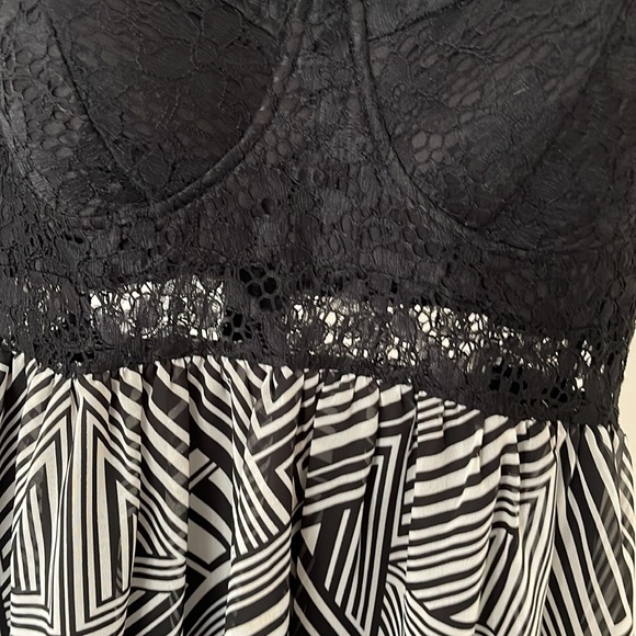 Material Girl Lace & Patterned Dress - Picture 2 of 3